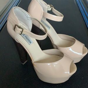 Steve Madden Patent Beige Heels